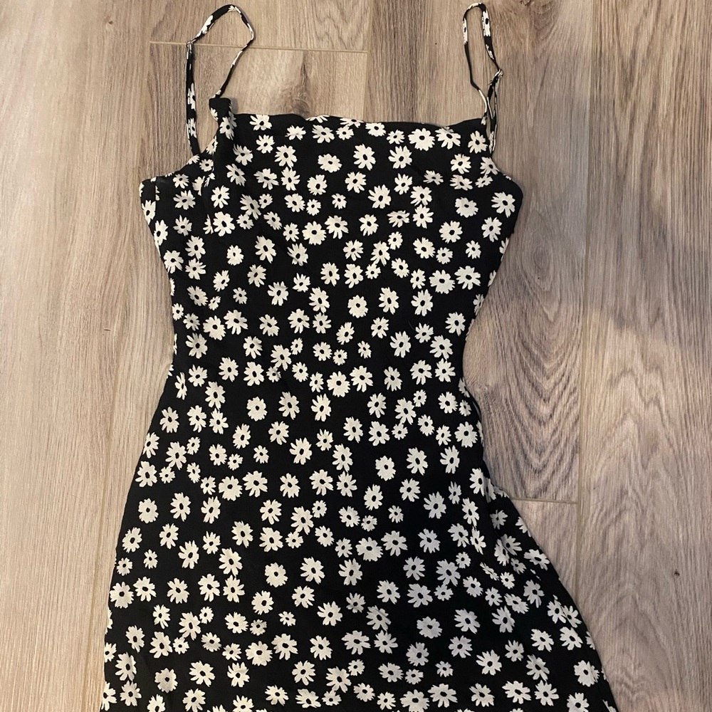 Black & White Daisy Sundress